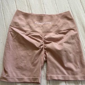 Amplify shorts in blossom